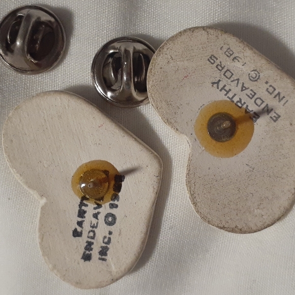 Tiffany and Sue Earthy Endeavors Inc  pins - Picture 3 of 3